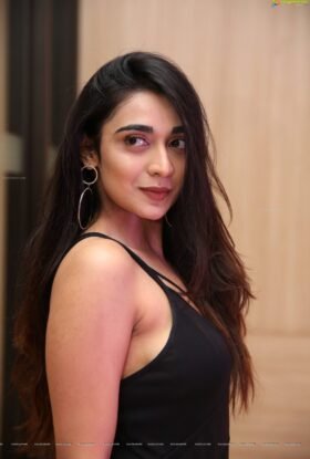 Escorts in Lahore +923000505782